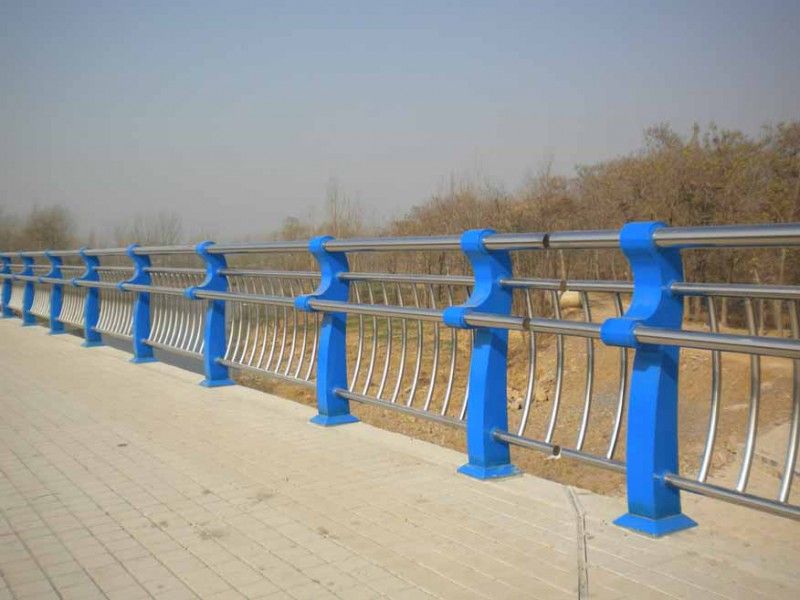 内蒙古不锈钢桥梁护栏